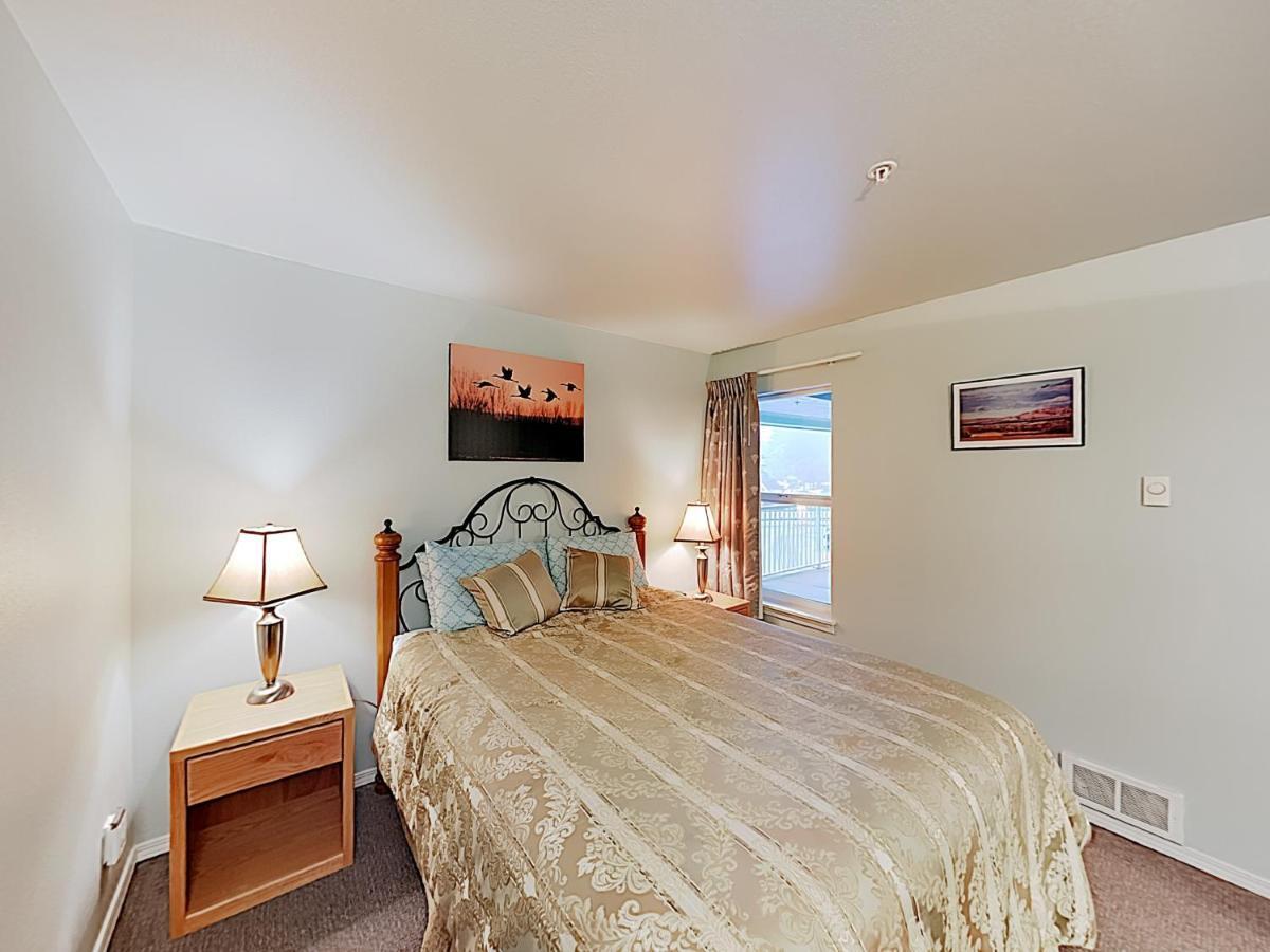 New Listing! Bay-View Beauty With Private Balcony Condo Lincoln City Ngoại thất bức ảnh